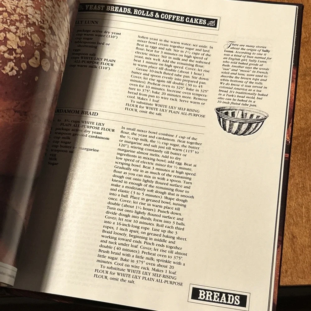 Vintage Great Baking Begins with White Lily Flour Southern Baking Recipes 1982